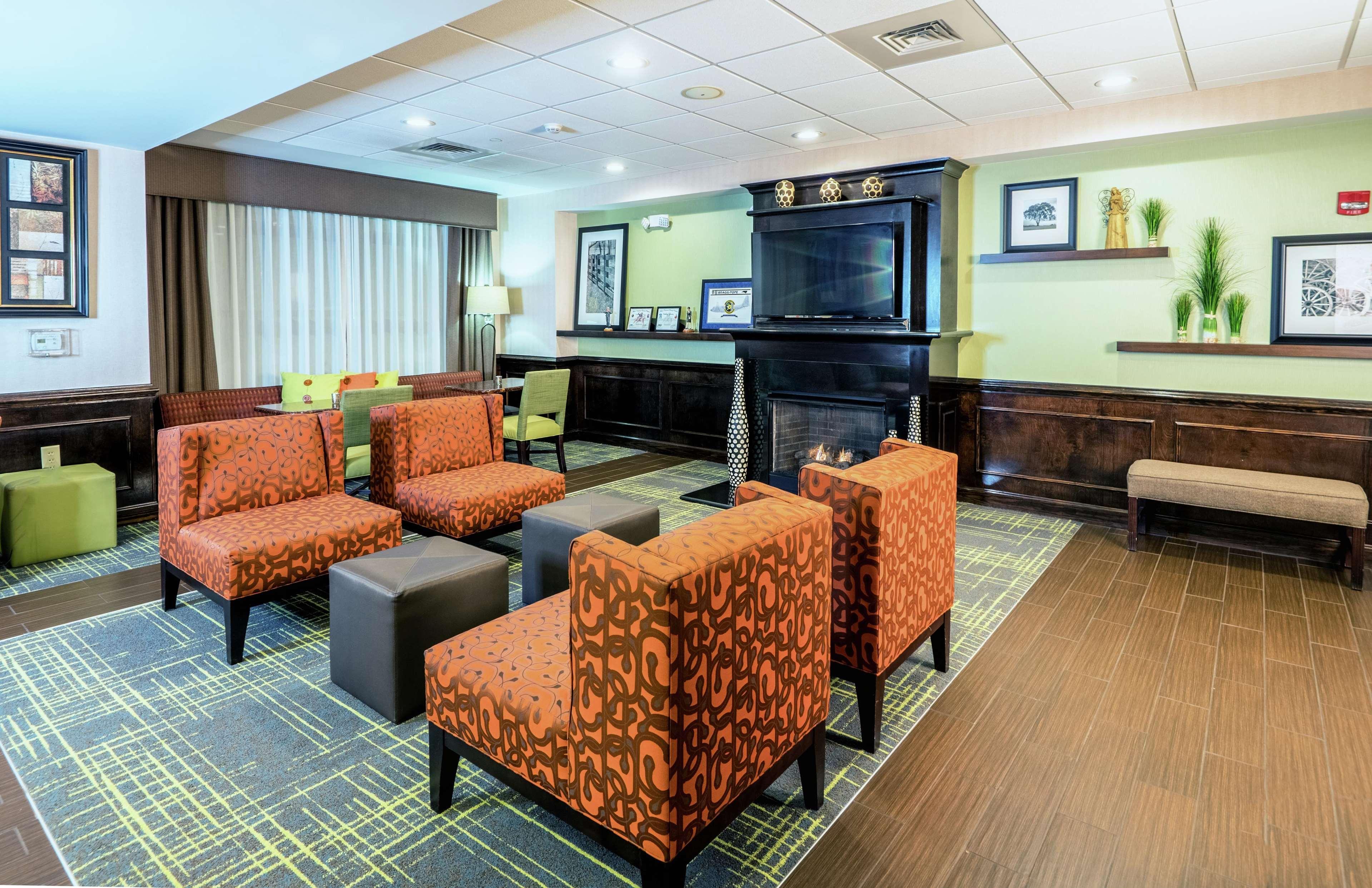 Hampton Inn Spring Lake Fayetteville Exterior photo