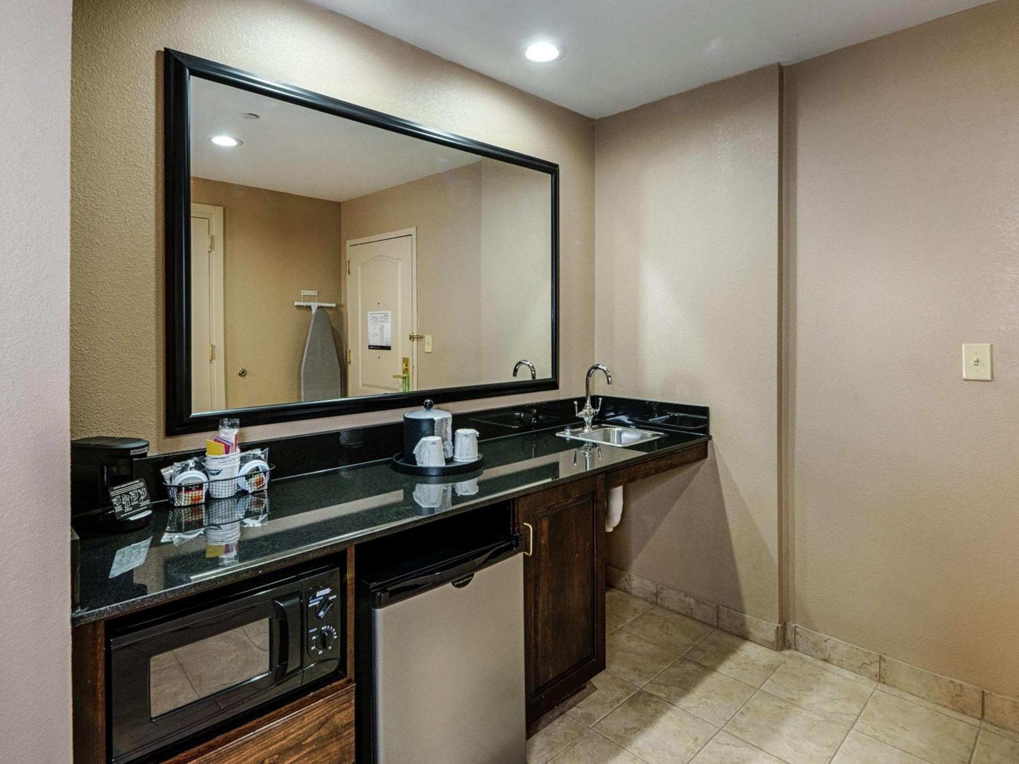 Hampton Inn Spring Lake Fayetteville Exterior photo