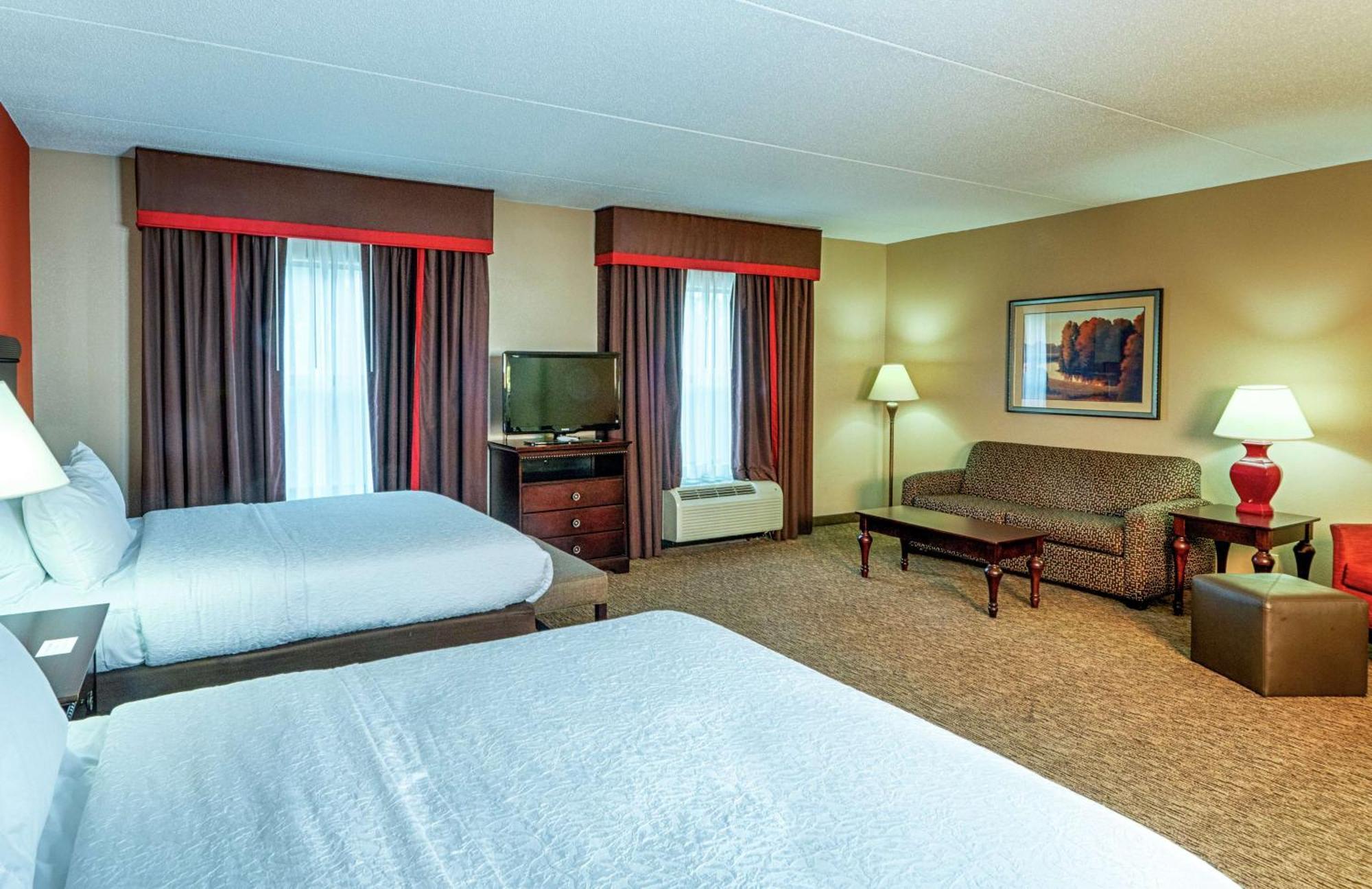 Hampton Inn Spring Lake Fayetteville Exterior photo
